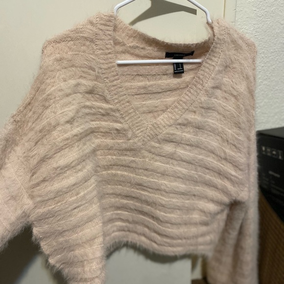 Sweater - Picture 3 of 3